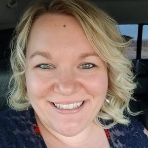 Meet your Posher, Kira